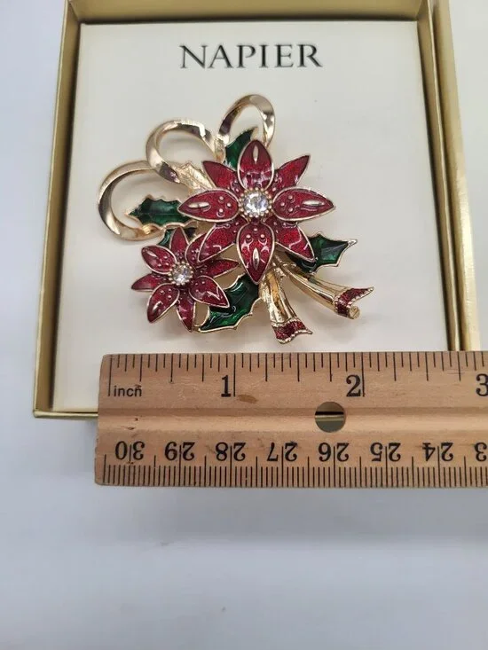 Napier Poinsettas Enamel Rhinestone Gold Tone Brooch Pin Holiday Christmas - Picture 4 of 6